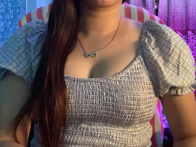 Stripchat-Public.Show-f-Sweet__queen2-2025.06.03.213127