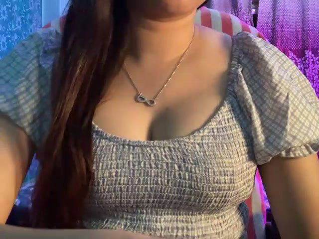 Stripchat-Public.Show-f-Sweet__queen2-2025.06.03.213127
