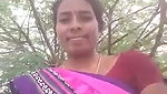 Telugu Bhabhi Showing Pussy