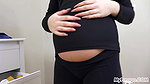 Pregnant Can TFit Into Her Old Clothes with Missy