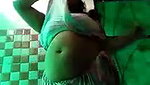 Desi fatty aunty open her dress