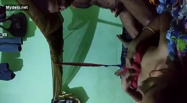 Desi Village Bhabhi Hard Fucking and Cum