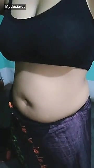 Mampi Bhabhi Hot Tango Live