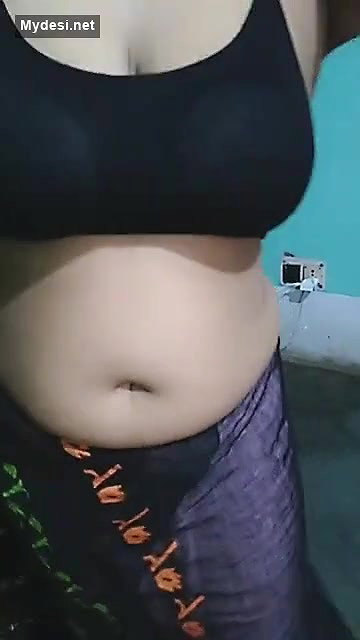 Mampi Bhabhi Hot Tango Live