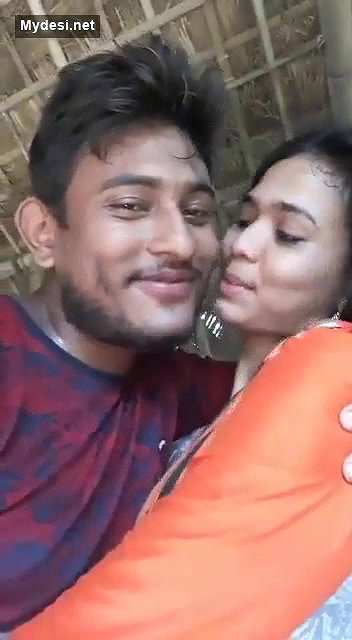 Desi lover fun in park