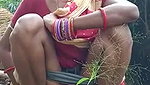 Desi village bhabi sexy pee