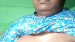 Mallu Bhabhi Showing Her Boobs