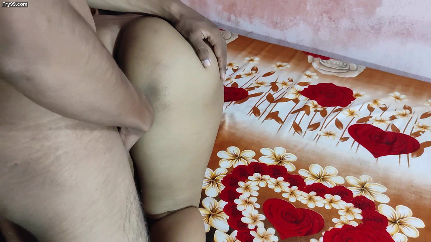 Indian Bengali stepmom hot rough sex with teen boy ! with clear audio