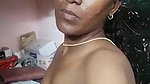 Desi Bhabhi Shows Her Boobs