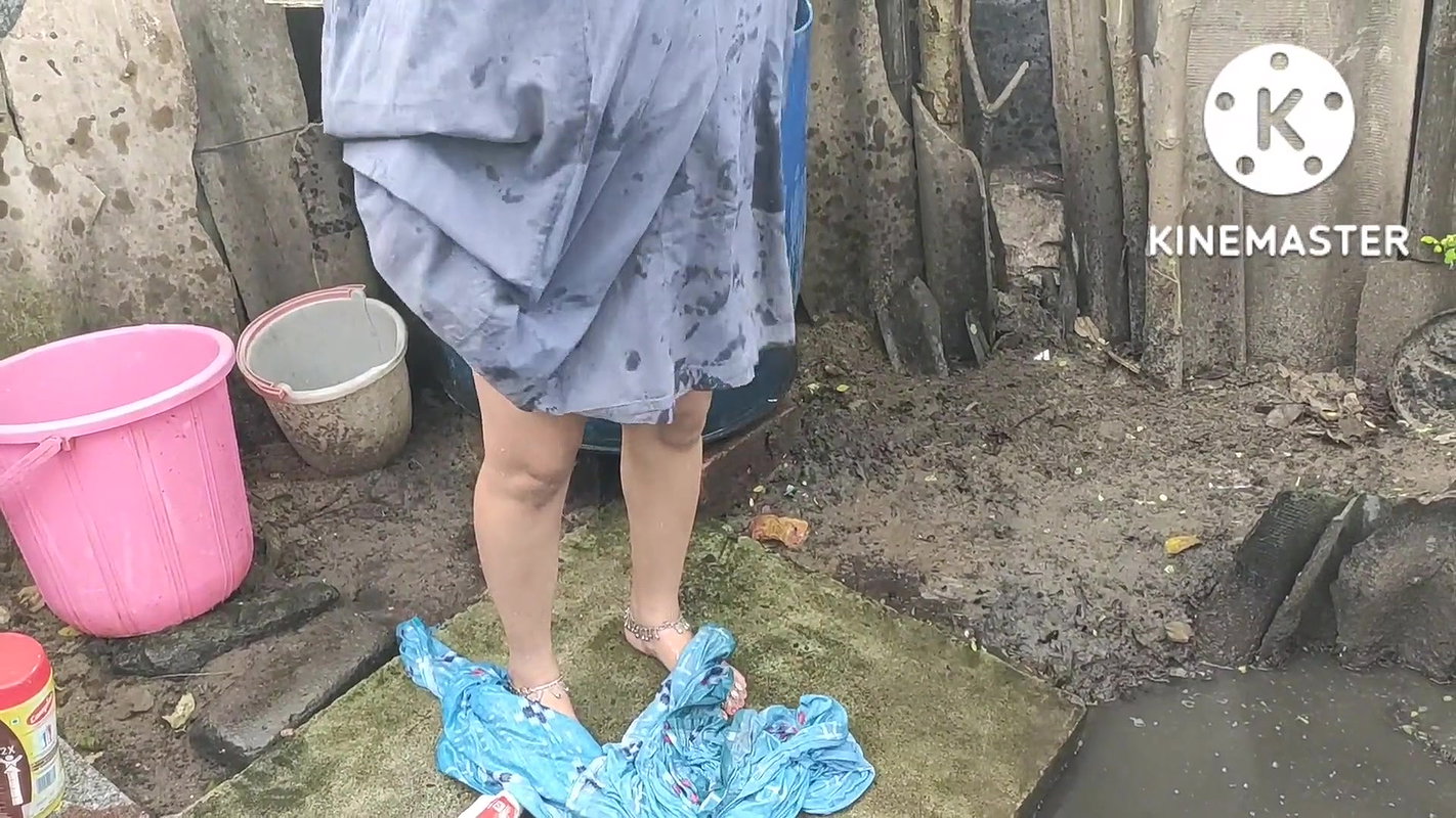 Indian house wife hot boobs hot sexy