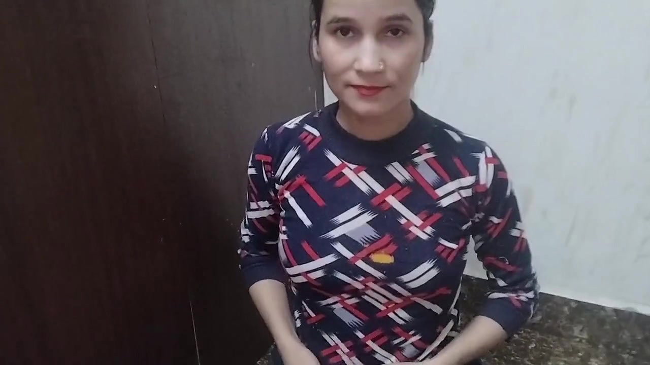Step sister ko nanga kar ke pel diya hai
