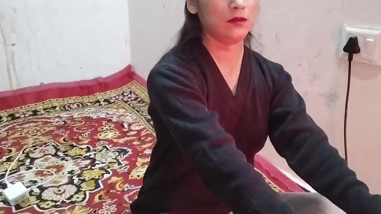 Teen age muslim girl ko chod kar paani nikala
