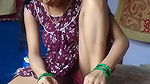 Indian bhabhi applies color to hear legs Indian desi bhabhi