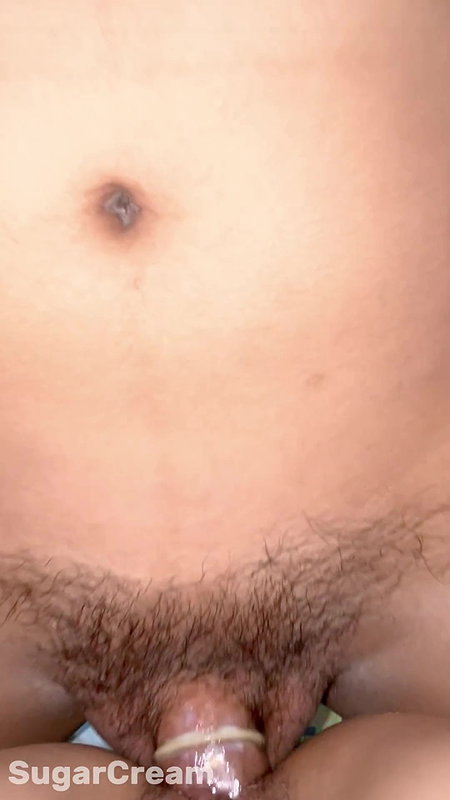 My stepbrother sucked me while I was talking on my cell phone. My pussy continues to creampie