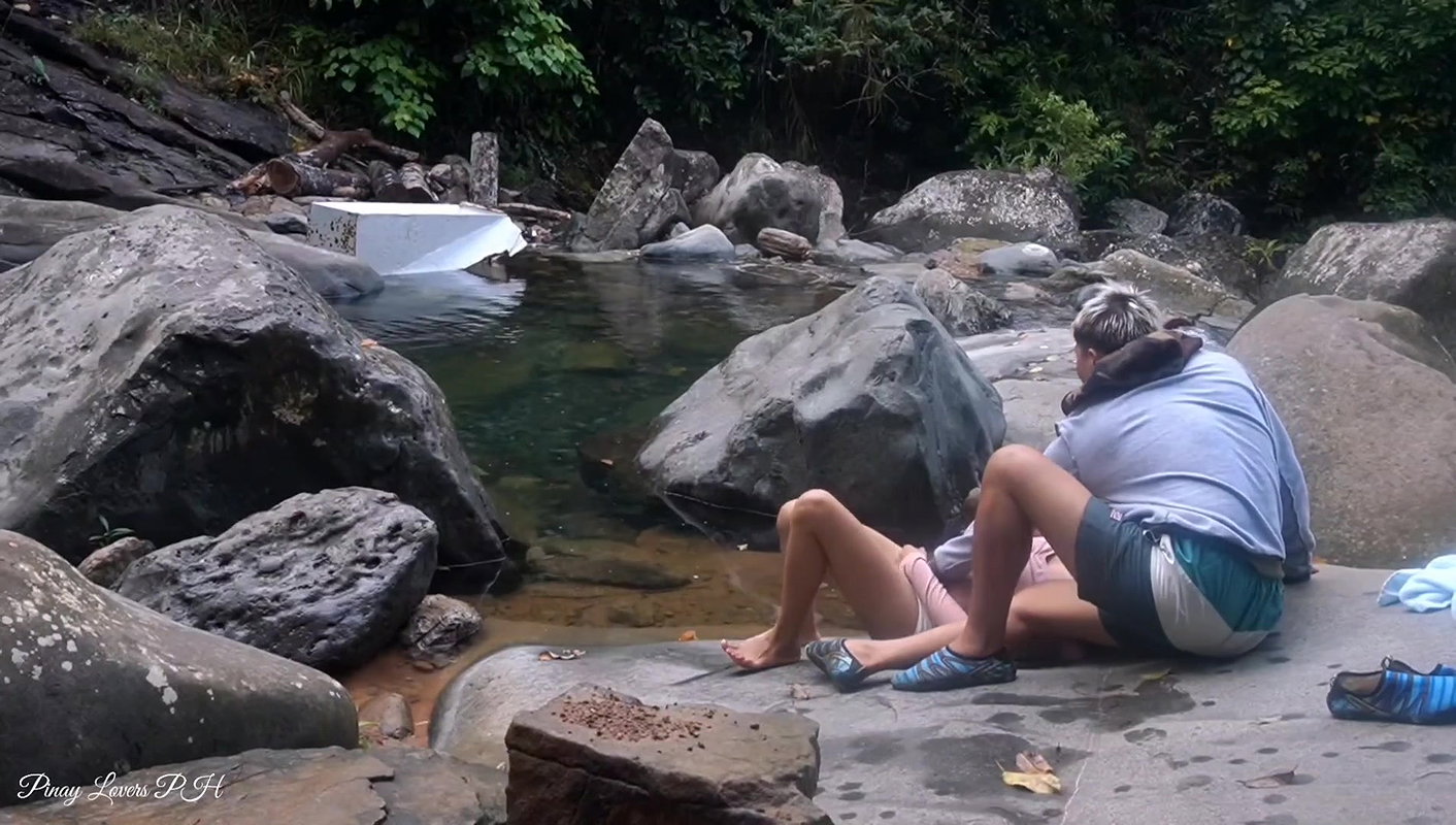 Risky Sex on Falls Random Stranger Hard Fucks My Pussy