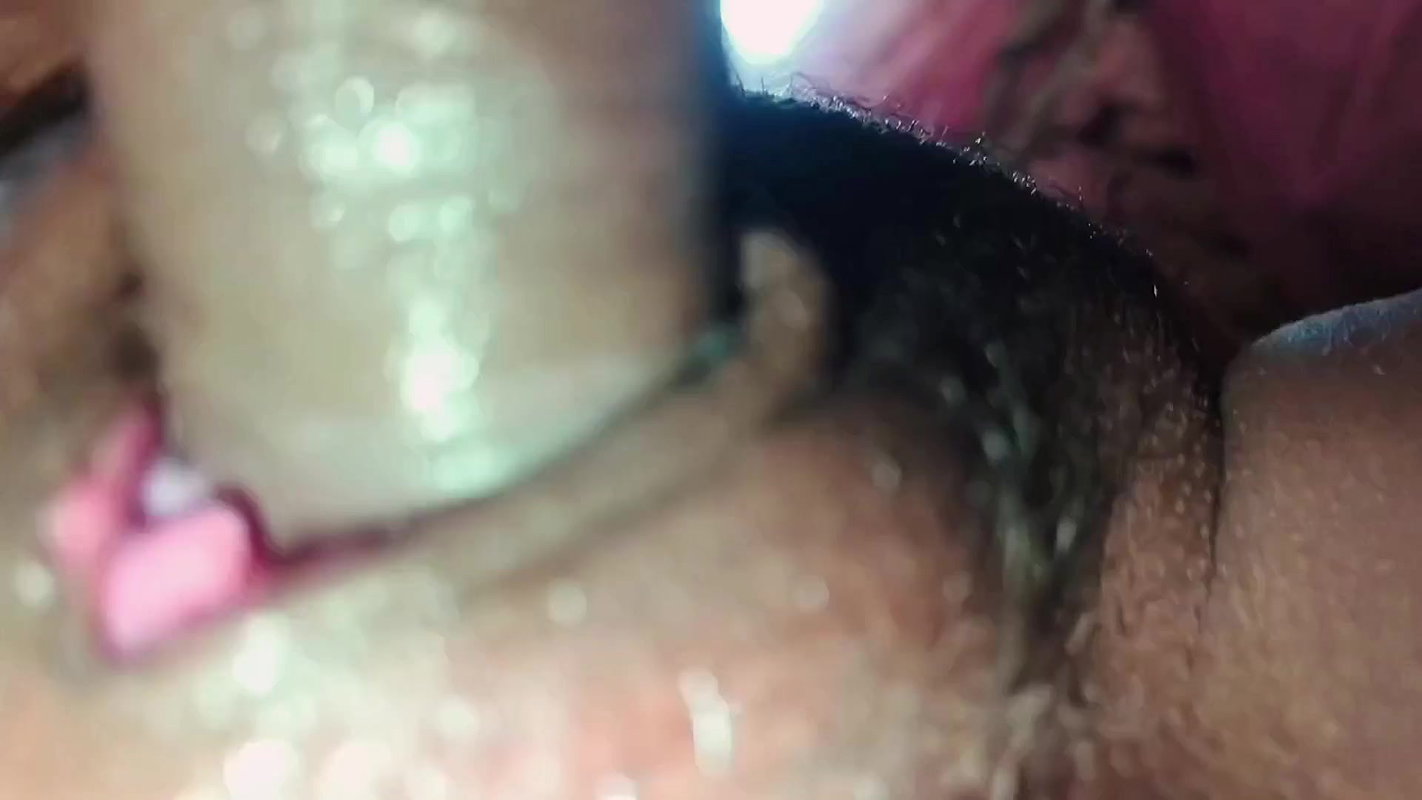 Big size chut wala biwi ko pati ne chut chat ke chudai kar diya.desi hot jawan khubsurat suman bhabhi ke boudi mast hai