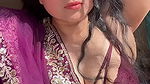SARA THOMAS HOTTIE RAVISHING IN BRA AND SAREE JUICY CLEAVAGE 12