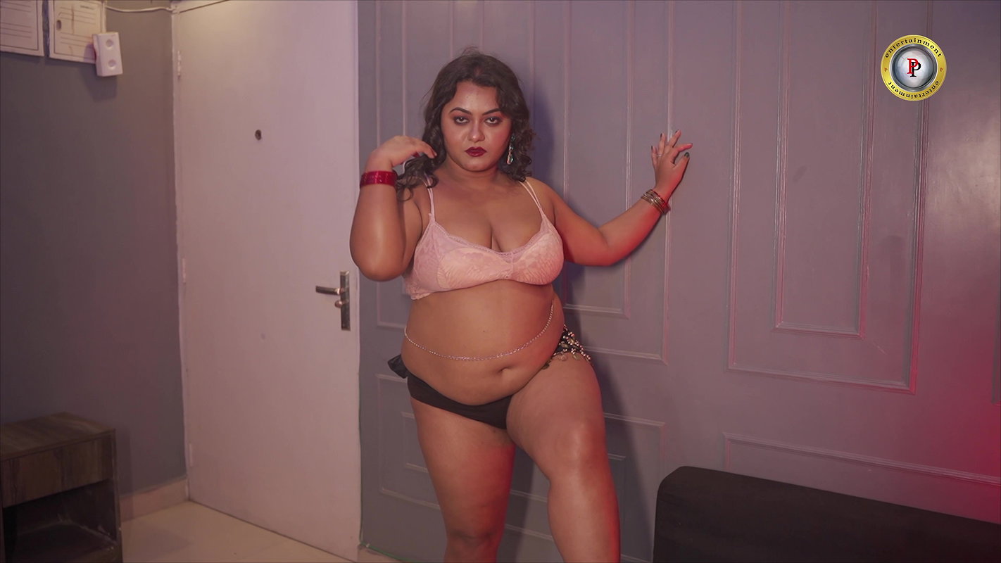 Famous Model Poulami Chatterjee Bra Panty Erotic Show 2