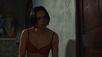 Jehnny Beth – Differente (2025) HD 1080p2