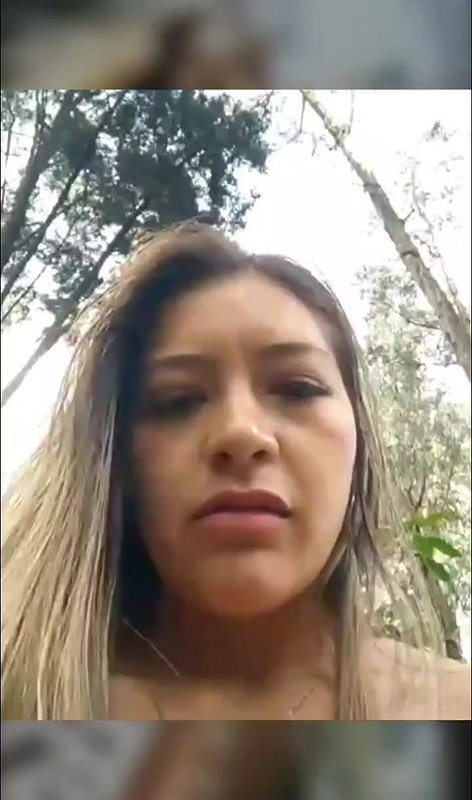 Alana boobs show in park