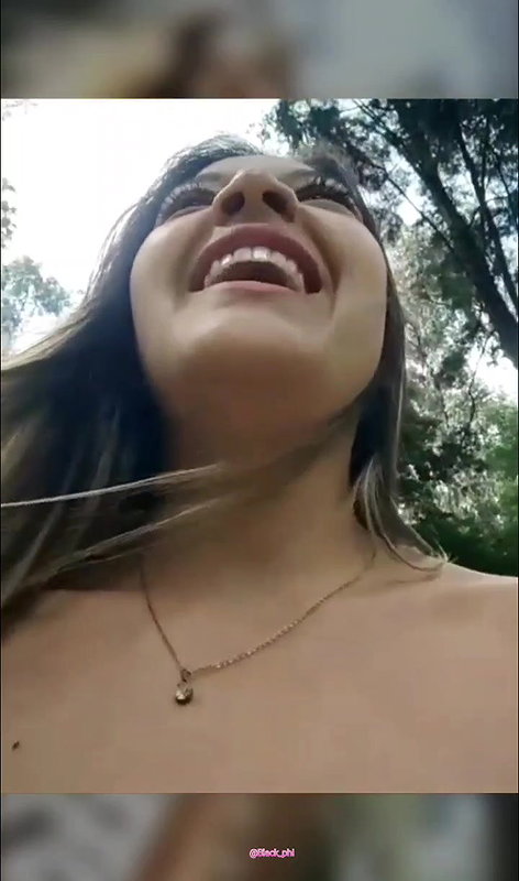 Alana boobs show in park