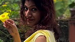 beautiful dusky malayali gilr navel in yellow saree2