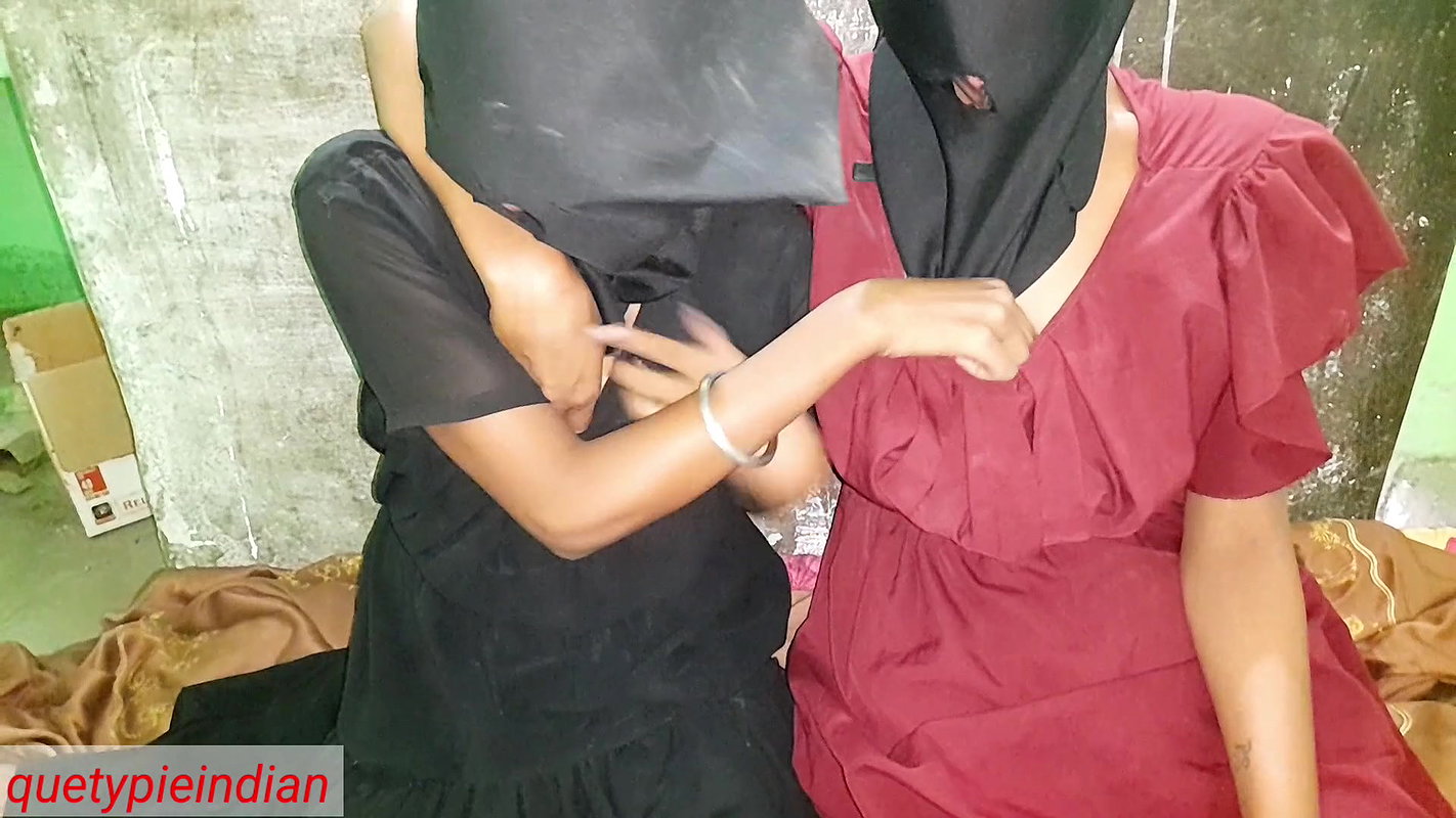 18 Year Student Real Desi Virgin Teen India Girl First Time Boobs and Pussy Love Hardcore Anal Fingering Girlfriend