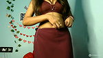Horny Girl in sare seducing by her erotic moves2