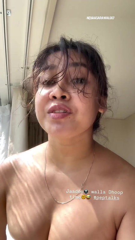 SOFIA ANSARI DAMN EROTIC SEXY AFTER BATH CLEAVAGE IN TOWEL TEASE 2