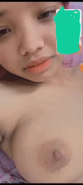 Beautiful Horny Gf Showing Asshole
