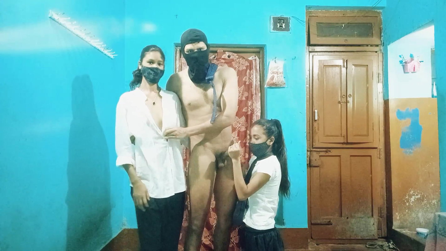 Desi School Girls Friends Threesome Xxxx video , Indian Desi School Friends Threesome Fucking Xxxx video