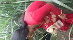 Desi village bhabi caught on fied
