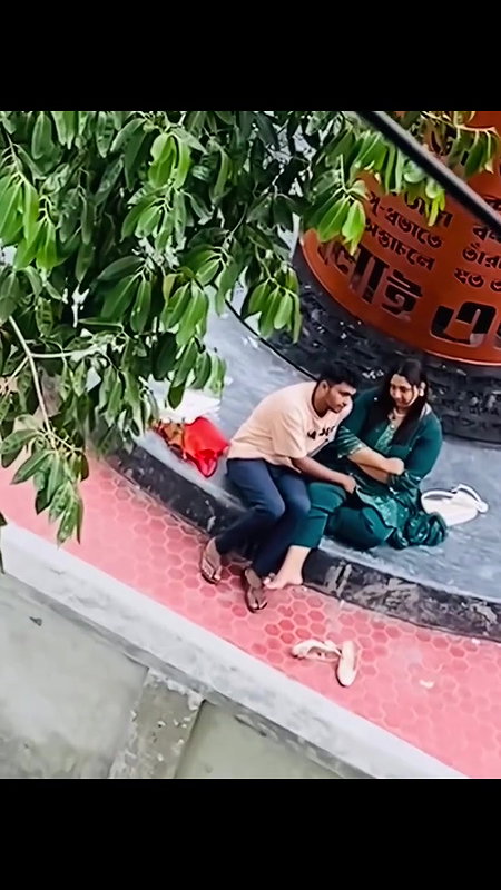 Bf Touch Her Gf Private Part in Public Park