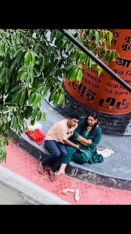 Bf Touch Her Gf Private Part in Public Park