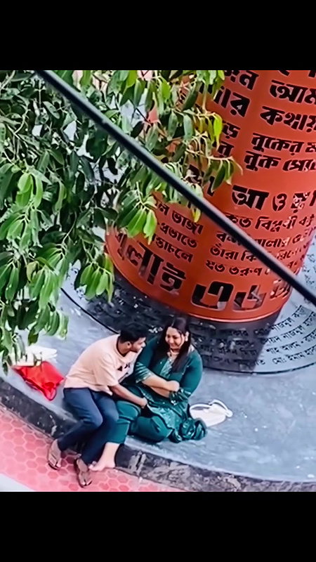 Bf Touch Her Gf Private Part in Public Park