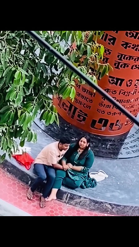 Bf Touch Her Gf Private Part in Public Park