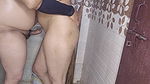 Boyfriend ne Girlfriend ko Bathroom mai choda