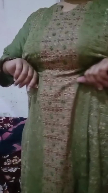 Bhabi full mazay ma boobs pressing