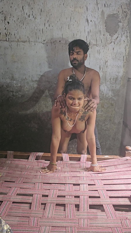 Desi Indian village girl has painful full sex – hindi audio hd