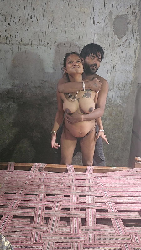 Desi Indian village girl has painful full sex – hindi audio hd