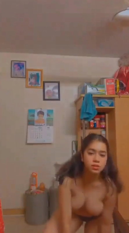 Indian cute girl showing her boobs