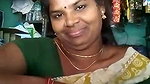 Tamil Bhabhi Shows her Boobs