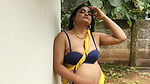 Horny bhabhi hot cleavage and navel show seductive photoshoot