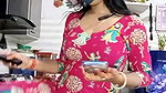Hot Bhabhi in Salwar Fingering her pussy