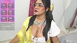 Hot bengali girl show her hot cleavage