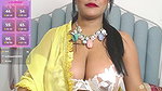 Hot bengali girl show her hot cleavage