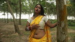 Horny bhabhi hot navel show sensual photoshoot
