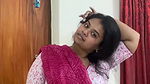 chubby dusky girl sexy navel in red saree