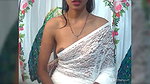 Horny babe in saree without blouse Exposing Boobs2