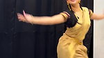 dusky desi lady sexy navel in golden saree 22